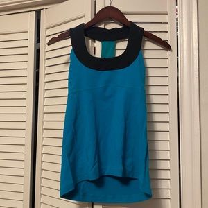 Lululemon scoop neck tank
